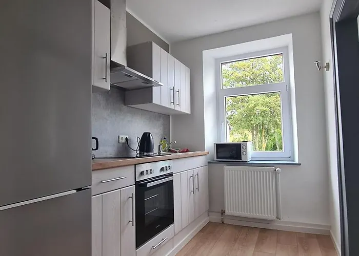 Workers In Lejlighed *