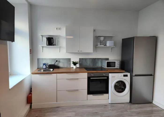 Workers In Lejlighed Stolberg (Rhineland)